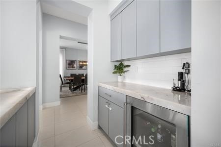Welcome to a beautifully remodeled and fully furnished - photo 23