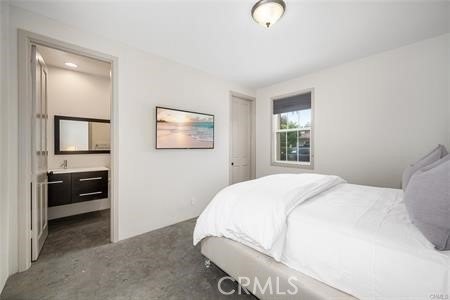 Welcome to a beautifully remodeled and fully furnished - photo 36