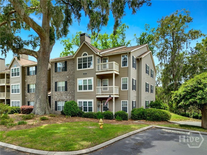 MOVE-IN READY 3BR CONDO WITH GARAGE IN HOOVER CREEK PLANTATION! - photo 3