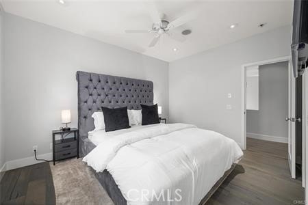 Welcome to a beautifully remodeled and fully furnished - photo 49