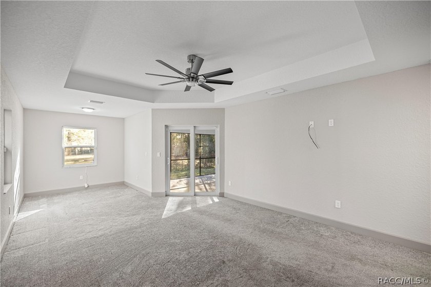 Welcome to luxury waterfront living on the infamous Rainbow - photo 9