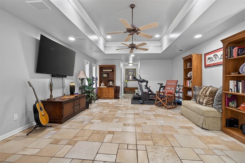 From the moment you walk in, this beautiful home is sure to - photo 15