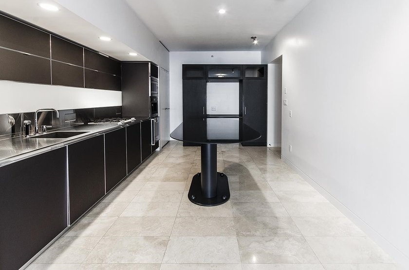 Step into iconic luxury at Jameson House, a signature creation - photo 19