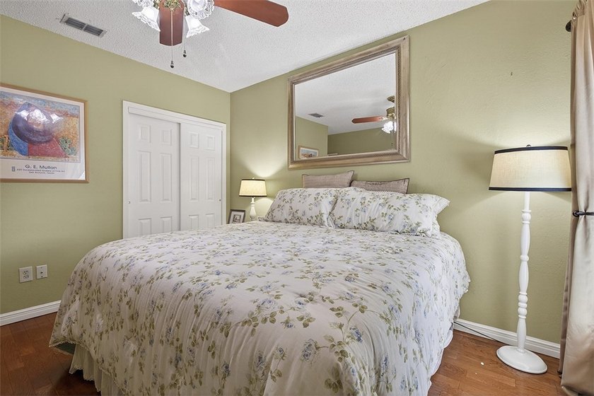 From the moment you walk in, this beautiful home is sure to - photo 29