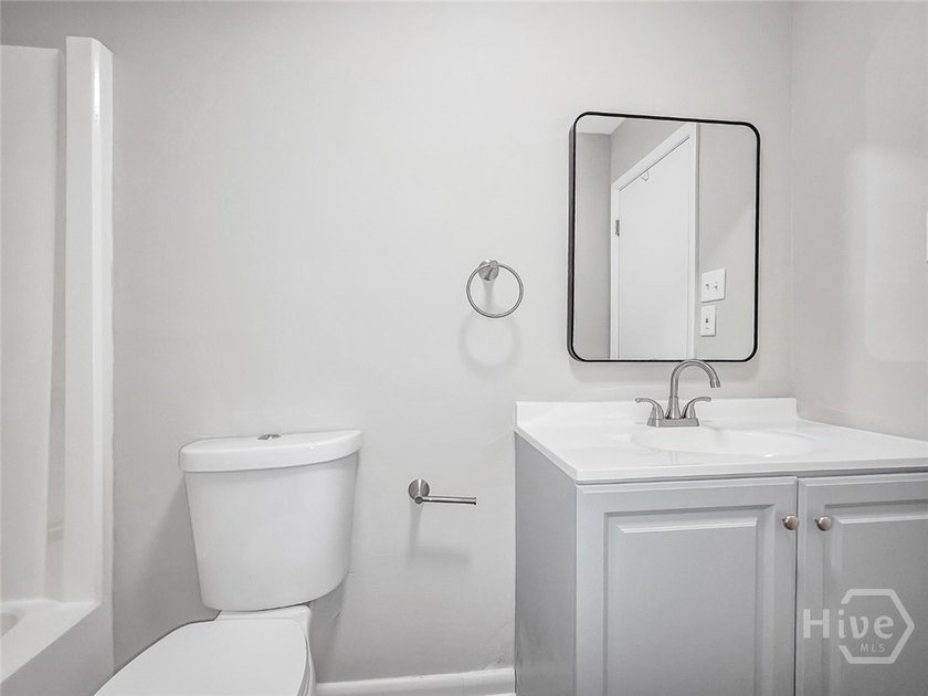 Come home to this recently renovated, all-brick, move-in-ready - photo 34
