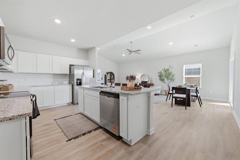 Welcome to the Hamilton floor plan by Liberty Communities! This - photo 14