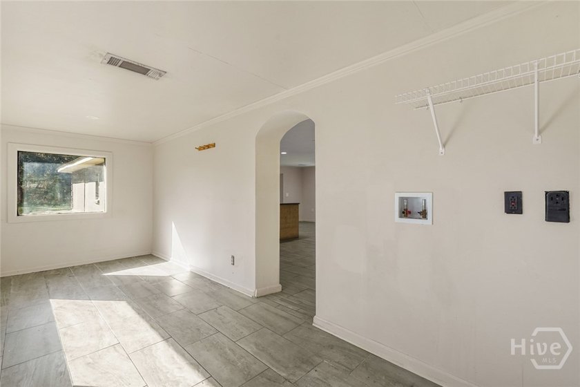 Your Acre, Your Freedom, Just Outside the City, with Room for - photo 22