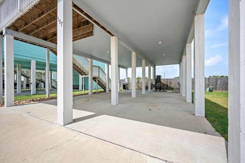 Coastal charm, thoughtful updates, and an unbeatable location - photo 33