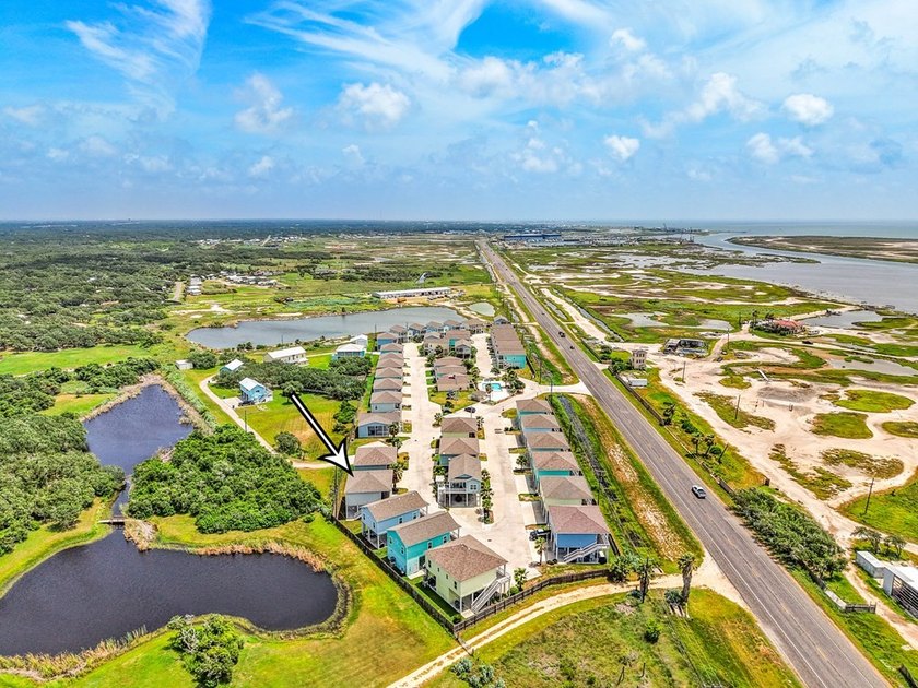 Coastal charm, thoughtful updates, and an unbeatable location - photo 42
