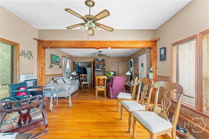 Looking for your own private hunting retreat? Come see this - photo 5
