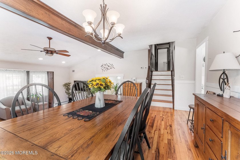 Coming Soon! Welcome to this beautifully maintained 4-bedroom - photo 19