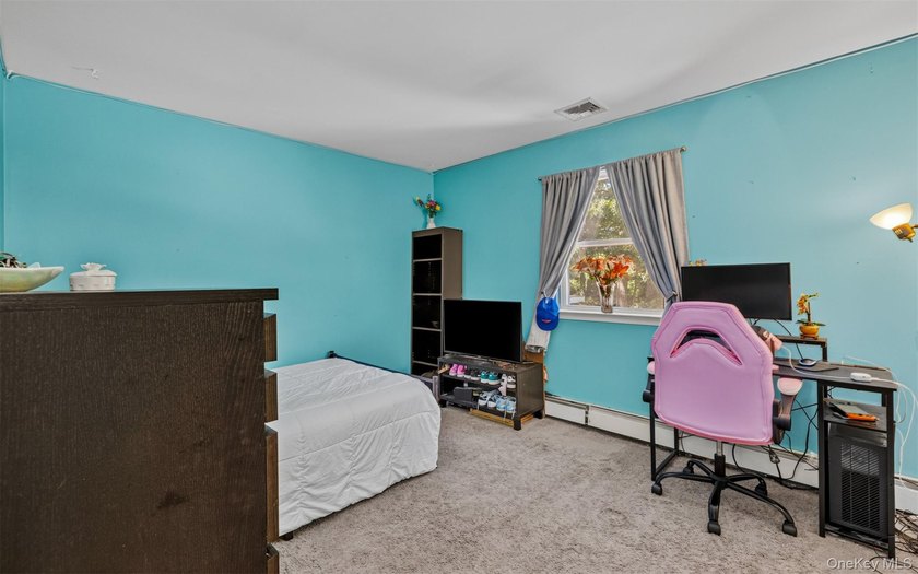 Nestled on a quiet cul-de-sac, within the Islip School District - photo 21