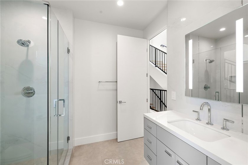 Nestled in the highly coveted Cliff Haven enclave of Newport - photo 26