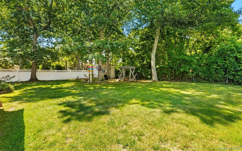 Nestled on a quiet cul-de-sac, within the Islip School District - photo 29