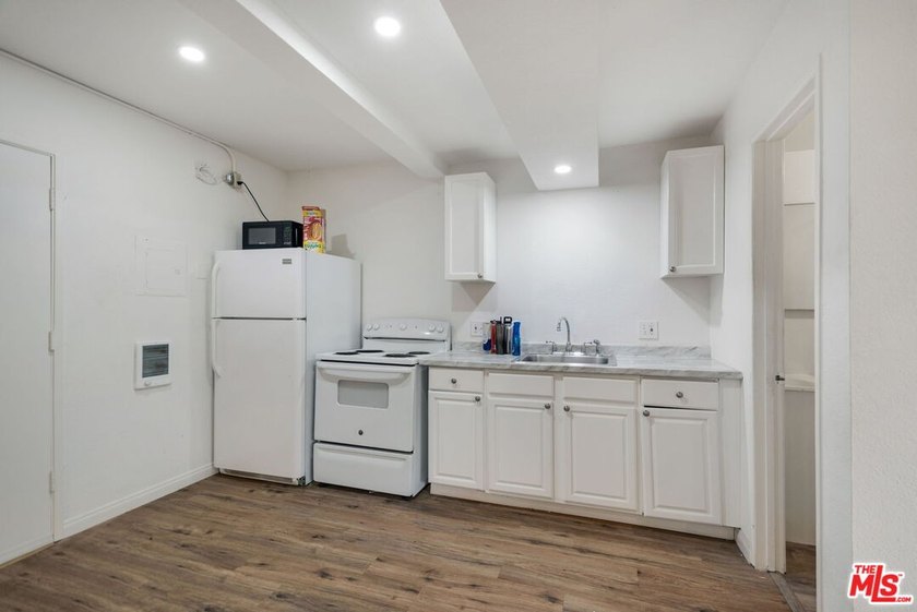 Refined, upgraded, and exceptionally cared for, this expansive - photo 48