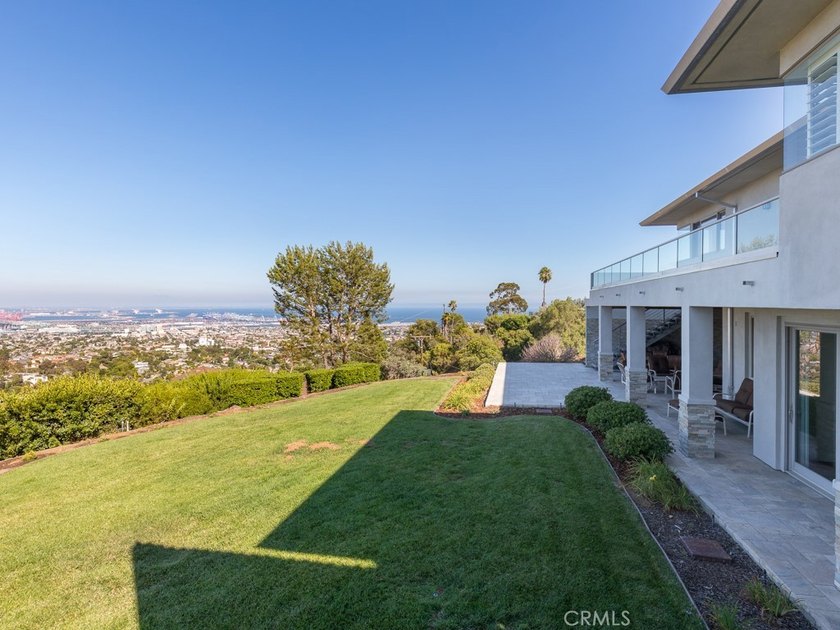 VIEWS, VIEWS, VIEWS! The Frank Lloyd Wright's architectural - photo 29