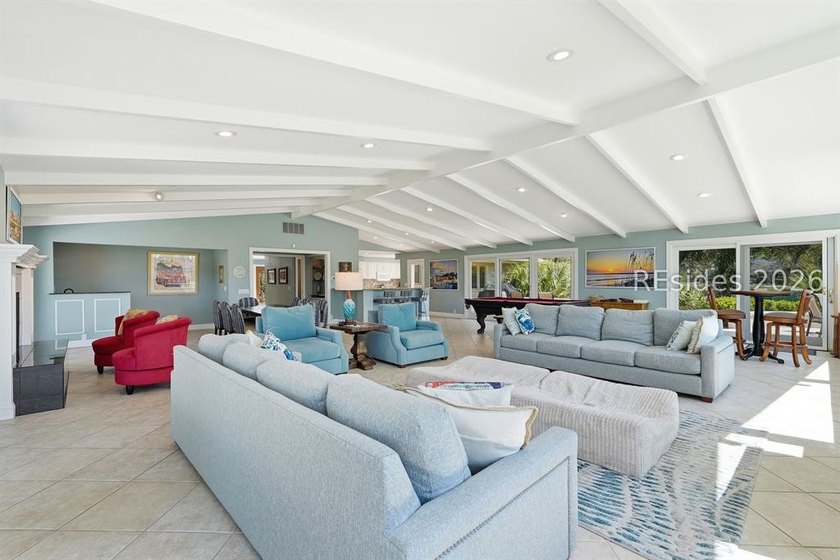 Set on more than one acre in the heart of Sea Pines, this - photo 12