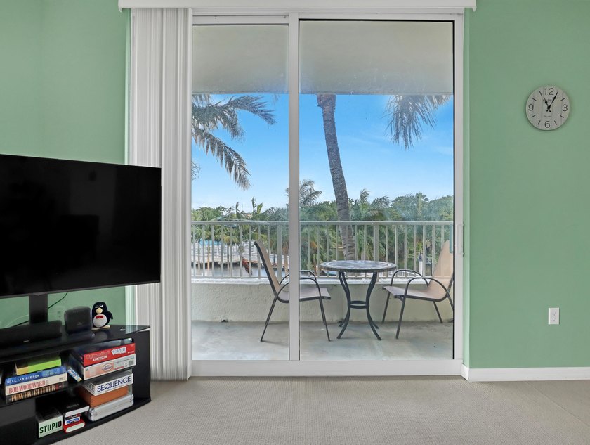 Lots of great perks come with this Marina Village corner unit - photo 13