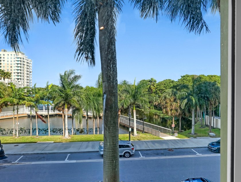 Lots of great perks come with this Marina Village corner unit - photo 19