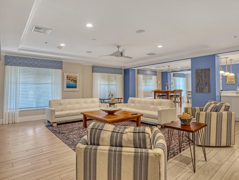 Lots of great perks come with this Marina Village corner unit - photo 33