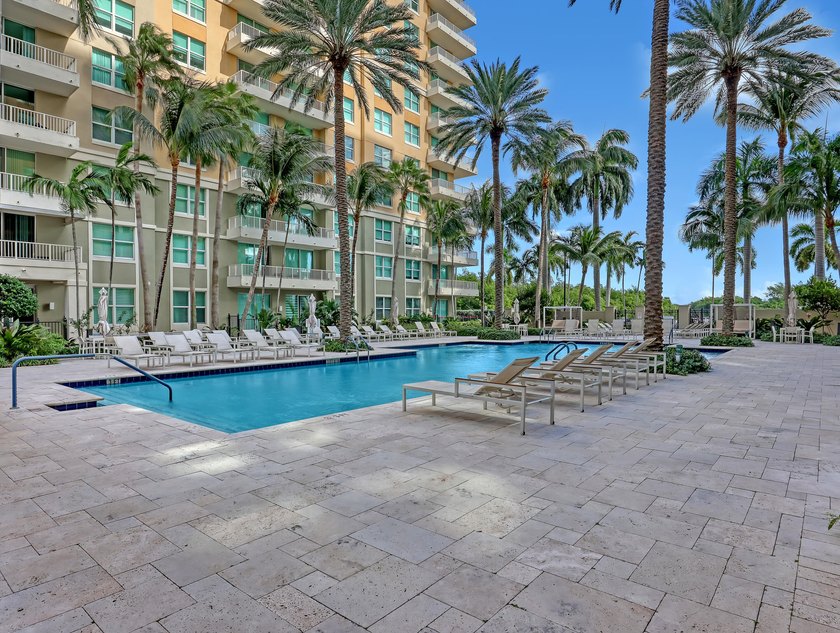 Lots of great perks come with this Marina Village corner unit - photo 41