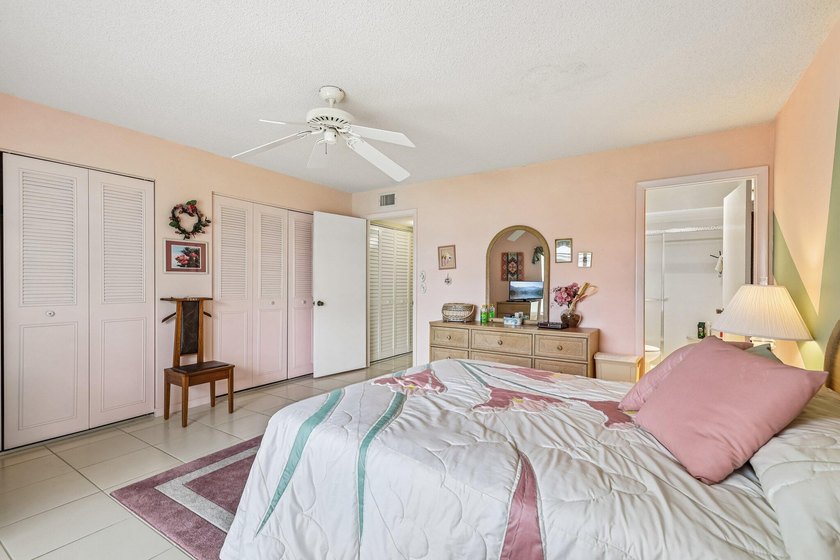 Welcome to this lovely, meticulously maintained 2-bedroom - photo 11