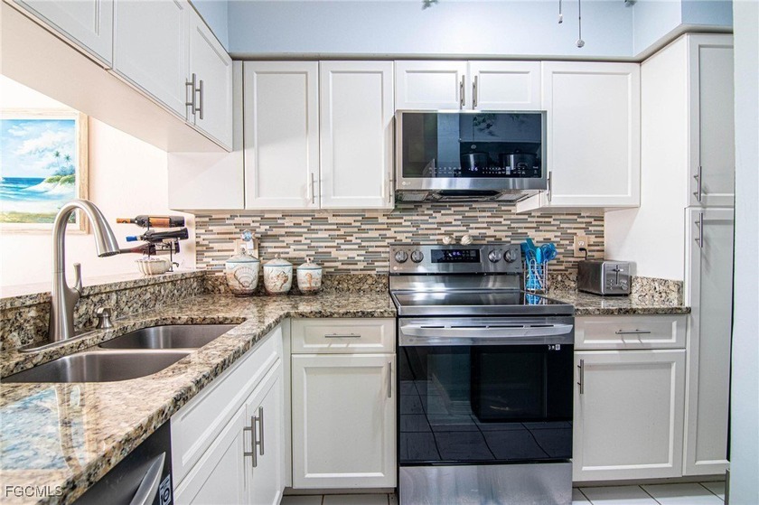 Seller is Motivated. Charming and remodeled condo in one of the - photo 14