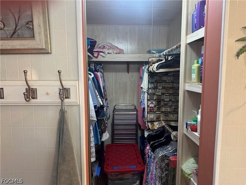 Welcome to this furnished 1980 two-bedroom, two-bath home - photo 19
