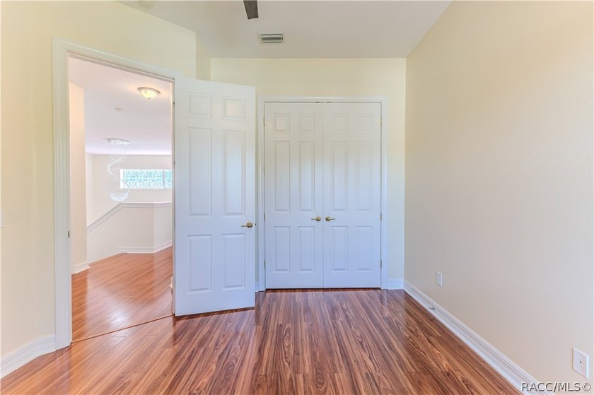 MOVE In Ready! Immaculate 4-Bedroom 3-Car Garage Home on Corner - photo 43