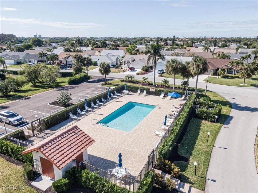 Seller is Motivated. Charming and remodeled condo in one of the - photo 50