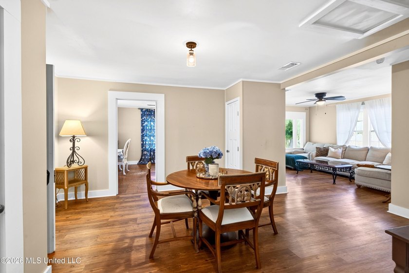 Fall in love with the rustic cottage charm and cozy feel of this - photo 10