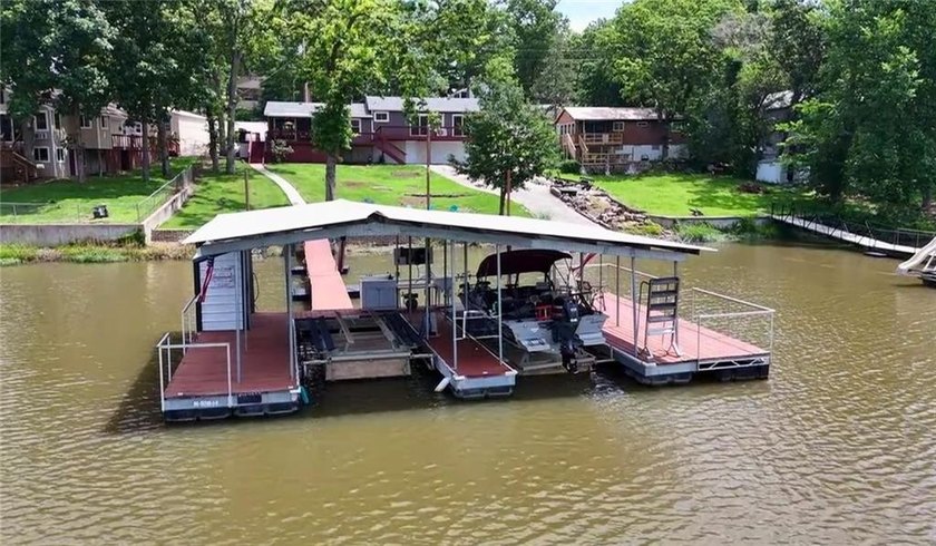 Stop dreaming about the lakeside lifestyle and start living it - photo 24