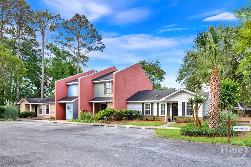 Tucked away in one of the area's most sought-after communities - photo 3