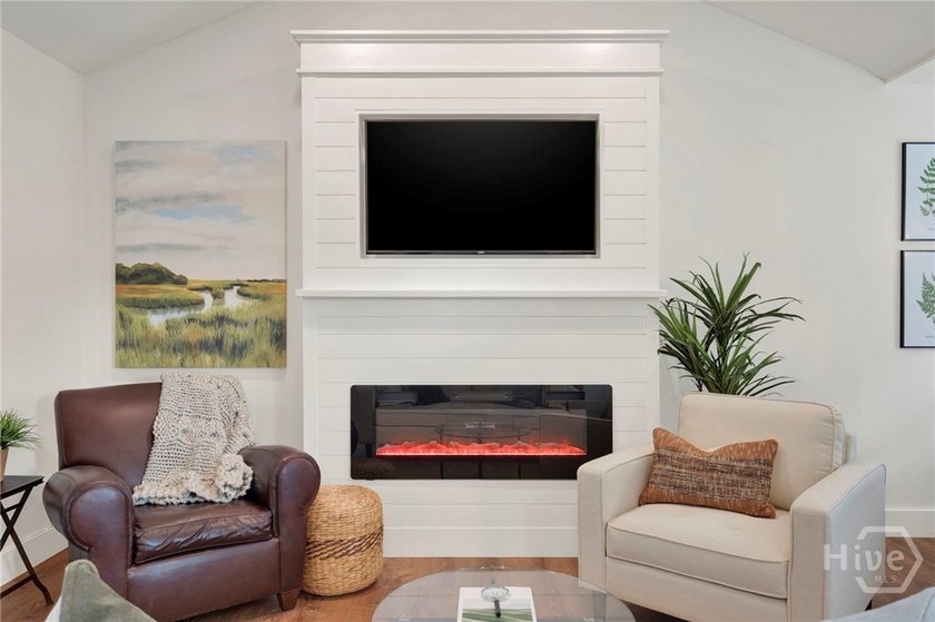 Tucked away in one of the area's most sought-after communities - photo 10