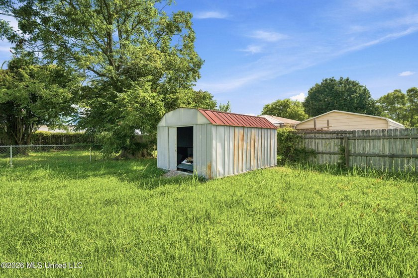 Discover the hidden potential in vibrant Biloxi! This charming - photo 7