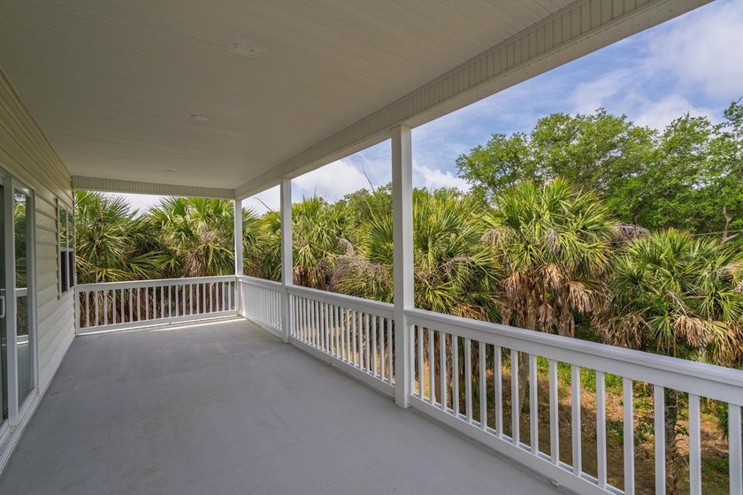 Spacious 2-story Charleston Style home on a prime corner lot - photo 28