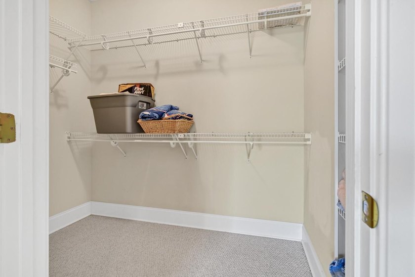 Spacious 2-story Charleston Style home on a prime corner lot - photo 33