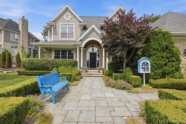 Welcome to 18199 Parkshore Drive in the prestigious Stonewater - photo 3