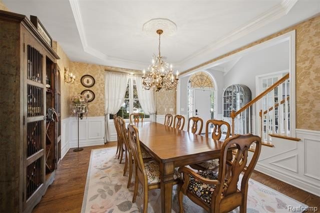 Welcome to 18199 Parkshore Drive in the prestigious Stonewater - photo 9