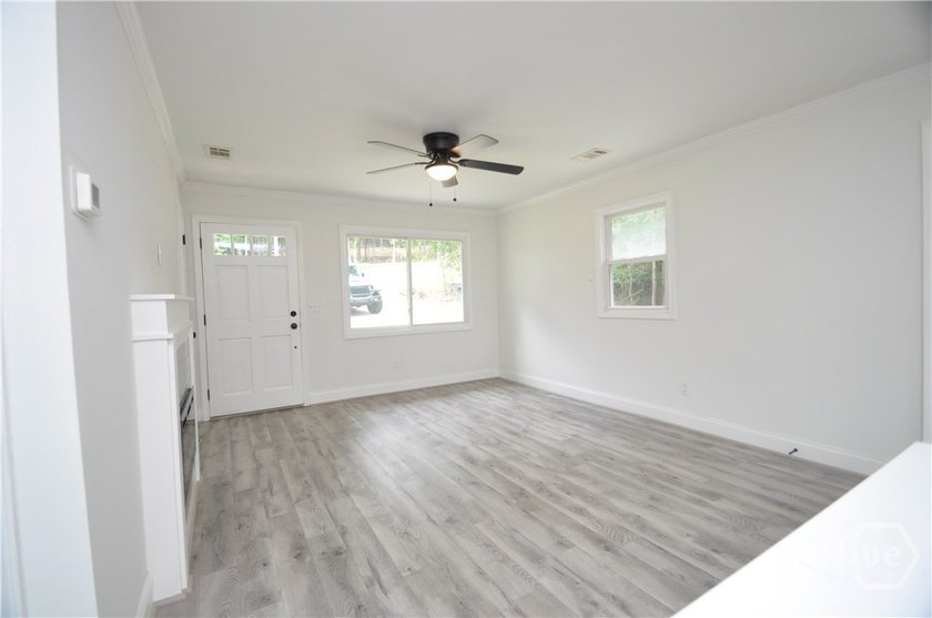 This adorable ranch in Oconee County has been completely - photo 25