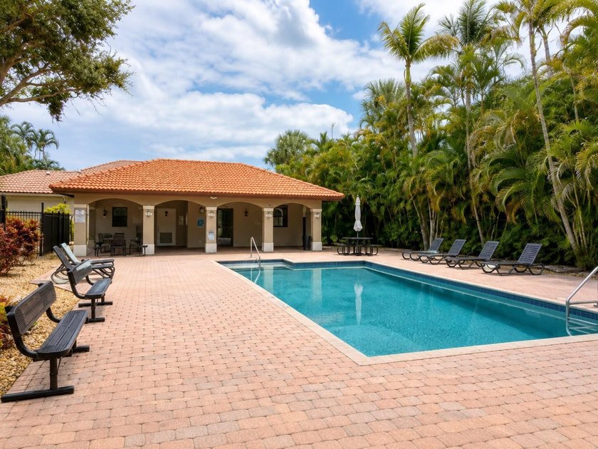 Beautifully maintained 3-bedroom, 2-bath home located in a - photo 14