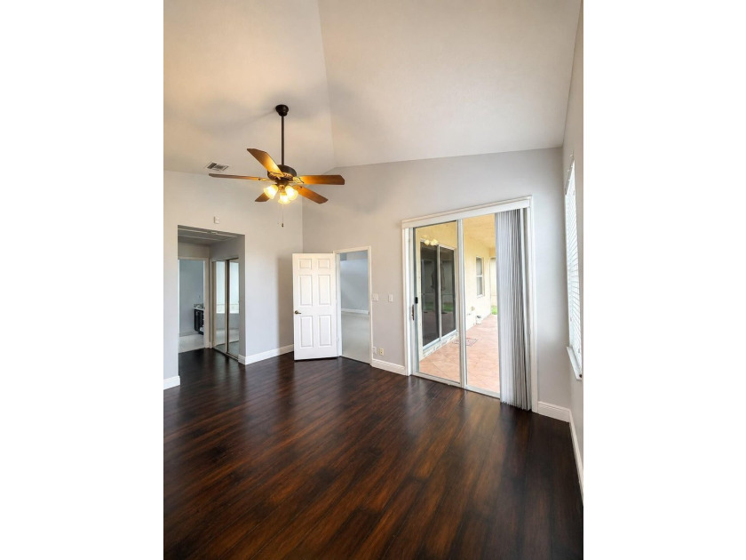 Beautifully maintained 3-bedroom, 2-bath home located in a - photo 20