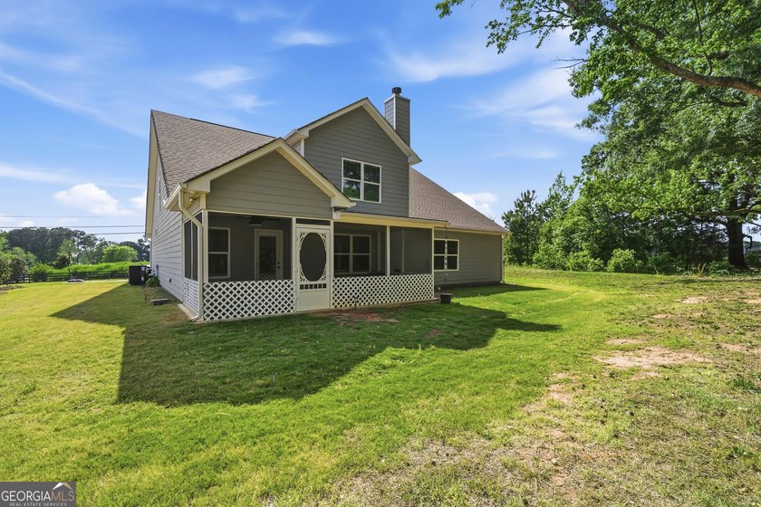 AFFORDABLE LAKE OCONEE AREA 4 BEDROOM HOME! This great-value - photo 4