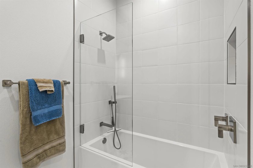 Experience elevated living from the 23rd floor of The Mark in - photo 34