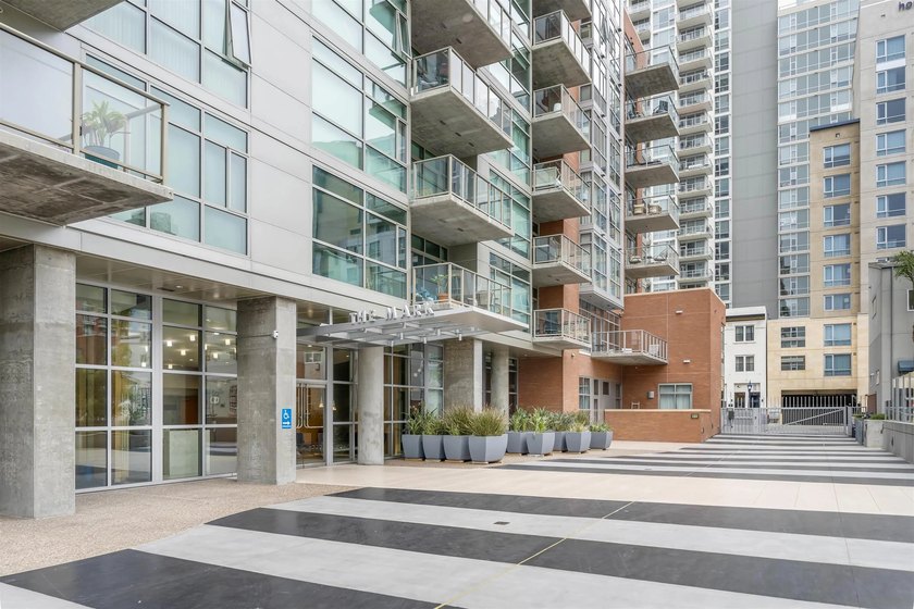 Experience elevated living from the 23rd floor of The Mark in - photo 42