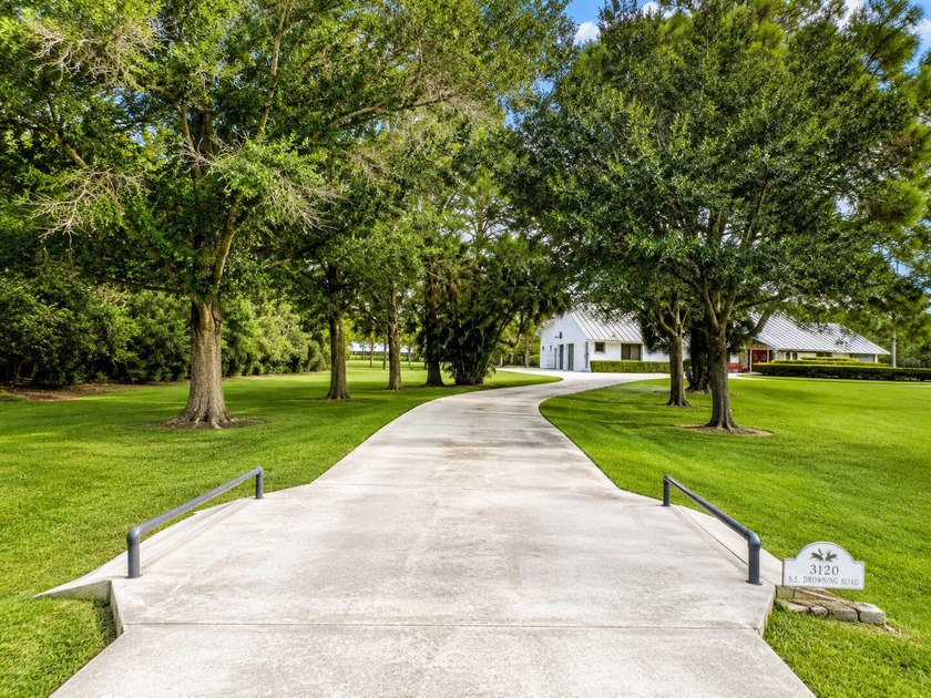 Discover a rare opportunity in Tailwinds Airpark at Ranch Colony - photo 2
