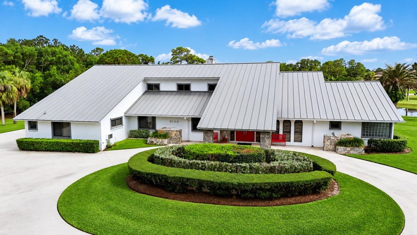 Discover a rare opportunity in Tailwinds Airpark at Ranch Colony - photo 4