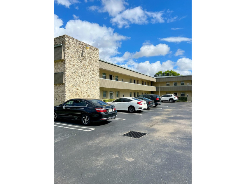 This updated first-floor condo is located in a well-established - photo 2