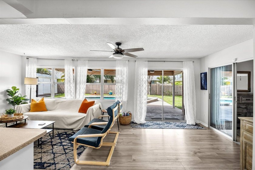 Welcome to 1004 NW 16th Pl in Stuart, FL 34994. Bring your boat - photo 12