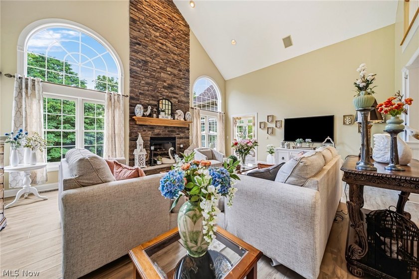 This remarkable estate offers the perfect blend of luxury - photo 14